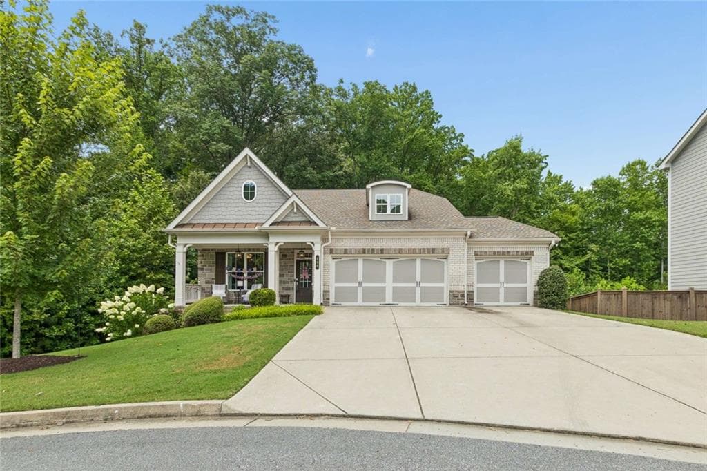 4 bedroom, 3 bathroom, 2,726 sq ft single family residence sold at 606 Greenbow Lane, Canton, GA 30115