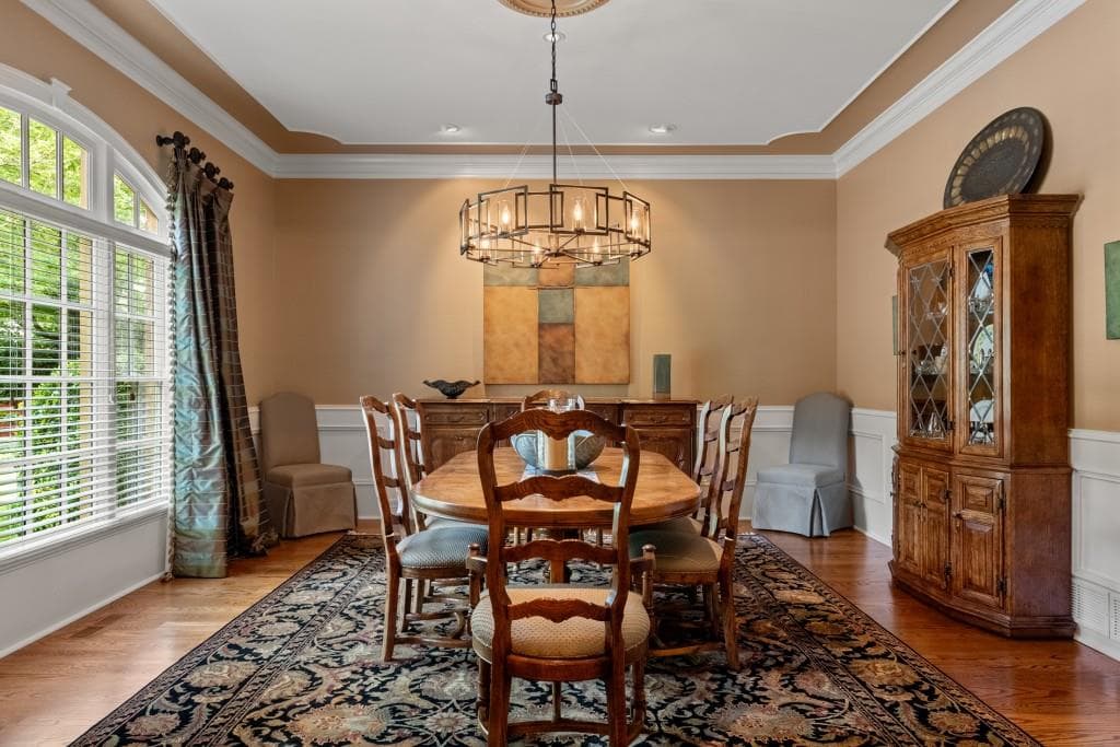 6 bedroom, 8 bathroom, 8,637 sq ft single family residence for sale at 780 Lovette Lane, Atlanta, GA 30342 — photo 5
