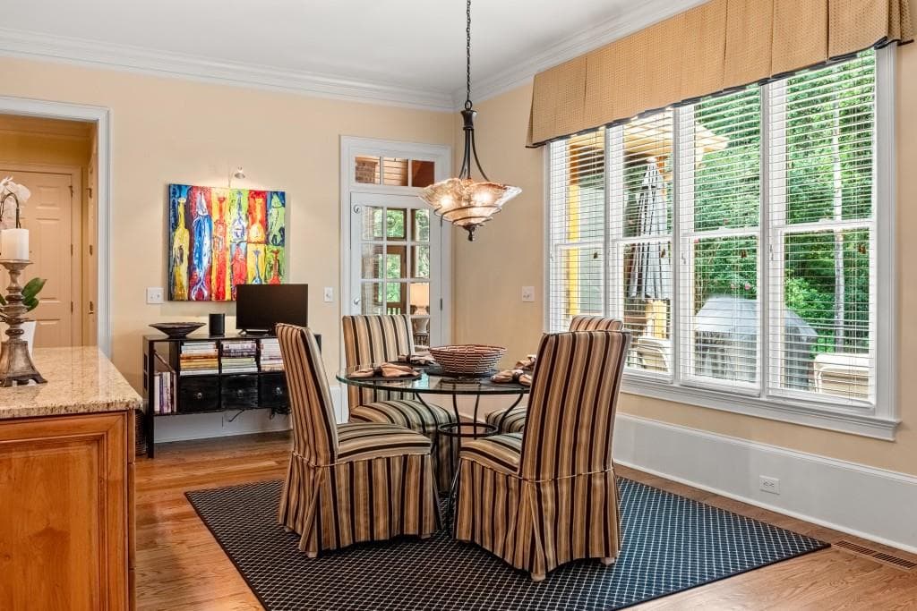 6 bedroom, 8 bathroom, 8,637 sq ft single family residence for sale at 780 Lovette Lane, Atlanta, GA 30342 — photo 10