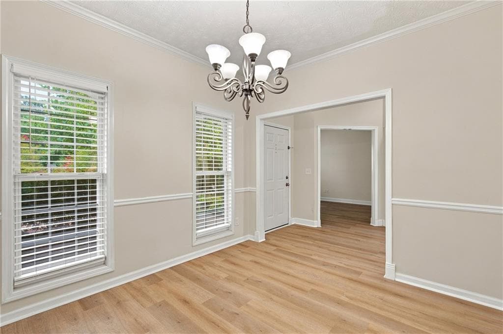 4 bedroom, 3 bathroom, 2,166 sq ft single family residence for sale at 6356 Wilmington Way, Flowery Branch, GA 30542 — photo 5
