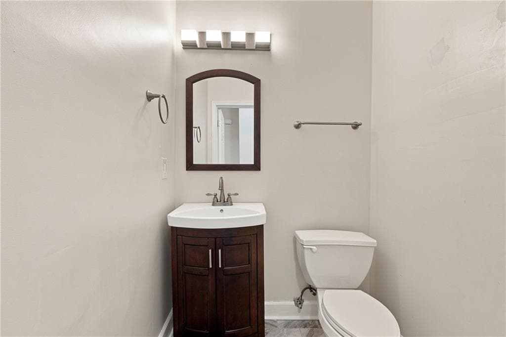 4 bedroom, 3 bathroom, 2,166 sq ft single family residence for sale at 6356 Wilmington Way, Flowery Branch, GA 30542 — photo 9