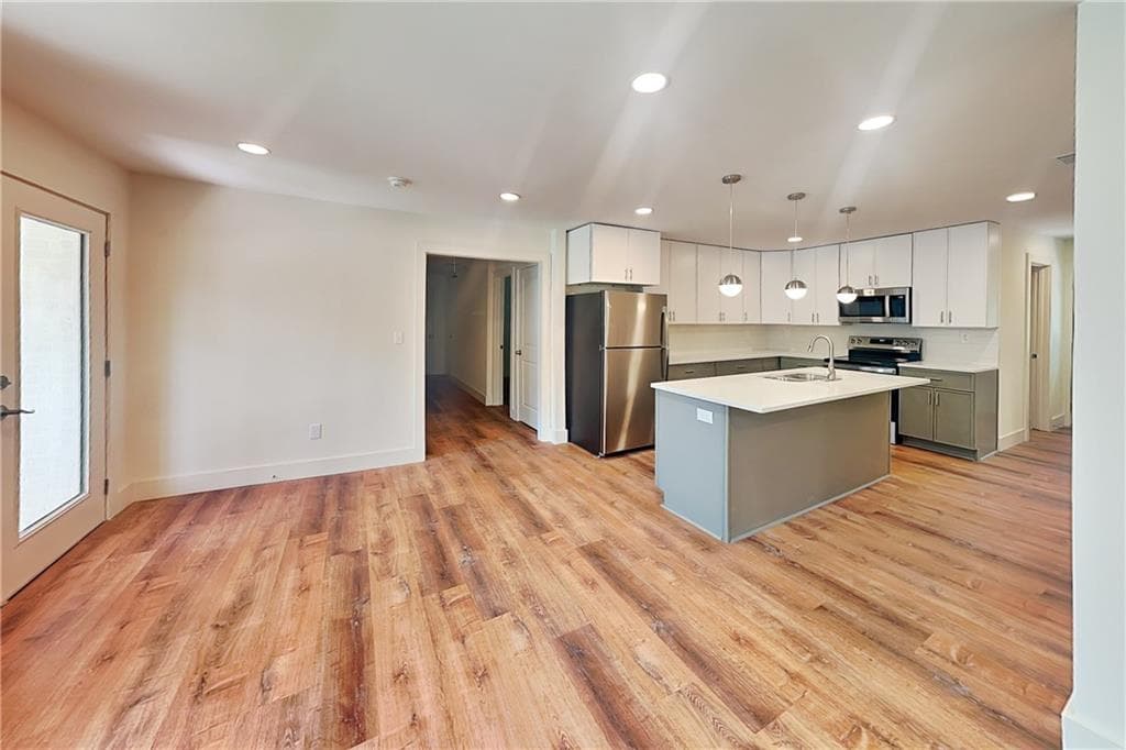 3 bedroom, 3 bathroom, 1,661 sq ft single family residence for rent at 360 Simpson Terrace, Atlanta, GA 30314 for $1,900 a month — photo 2