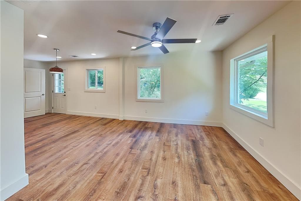 3 bedroom, 3 bathroom, 1,661 sq ft single family residence for rent at 360 Simpson Terrace, Atlanta, GA 30314 for $1,900 a month — photo 3