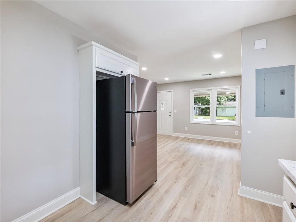 3 bedroom, 1 bathroom single family residence for rent at 2862 Argyle Drive, Atlanta, GA 30318 for $1,550 a month — photo 6