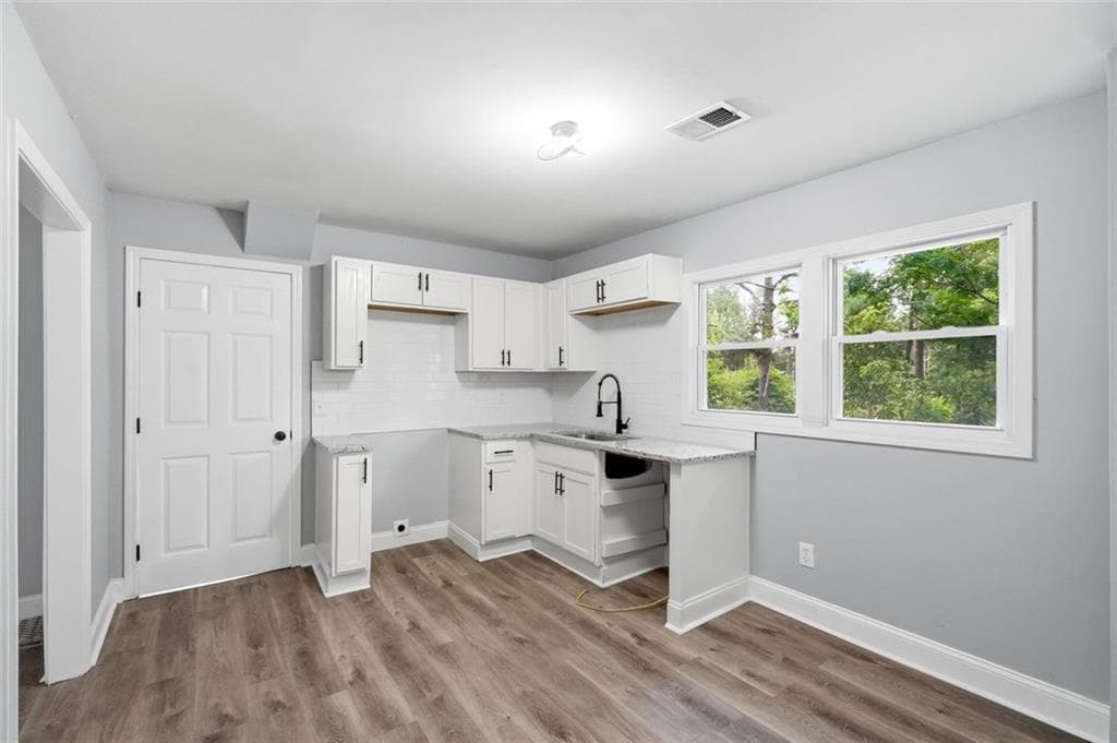 2 bedroom, 1 bathroom, 931 sq ft single family residence for sale at 6140 Nichols Drive, Union City, GA 30291 — photo 10