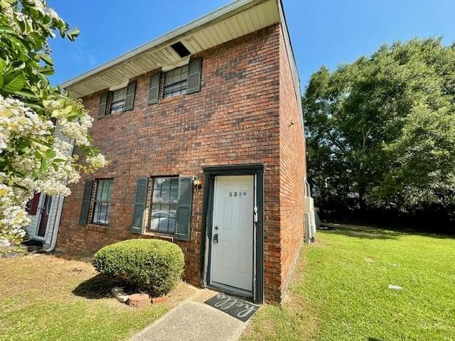 3 bedroom, 3 bathroom, 1,536 sq ft condominium for sale at 6354 Shannon Parkway 32F, Union City, GA 30291 — photo 1 of 21