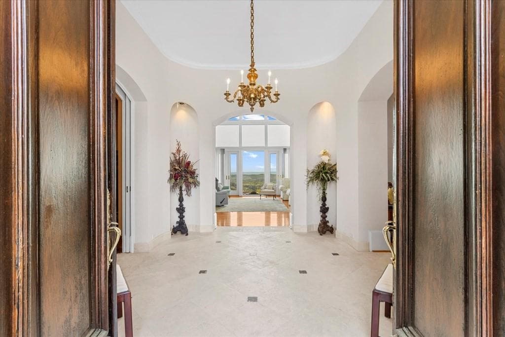 4 bedroom, 6 bathroom, 6,705 sq ft single family residence for sale at 801 Battlefield Park Drive, Dalton, GA 30720 — photo 6