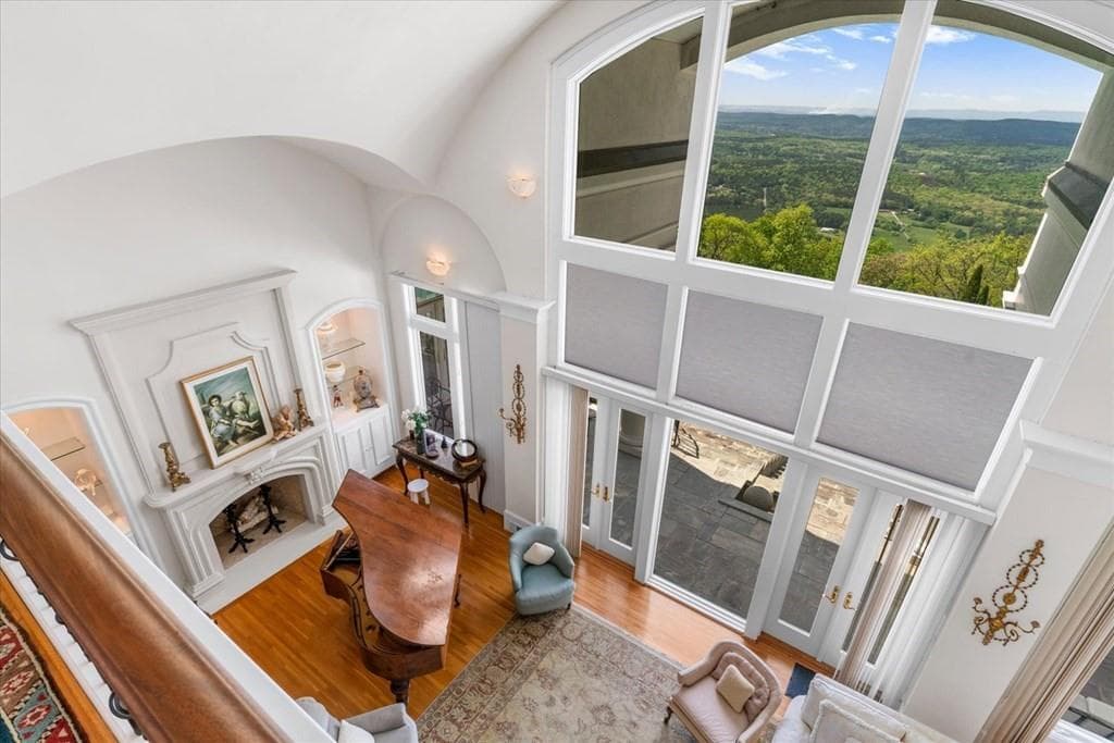 4 bedroom, 6 bathroom, 6,705 sq ft single family residence for sale at 801 Battlefield Park Drive, Dalton, GA 30720 — photo 8