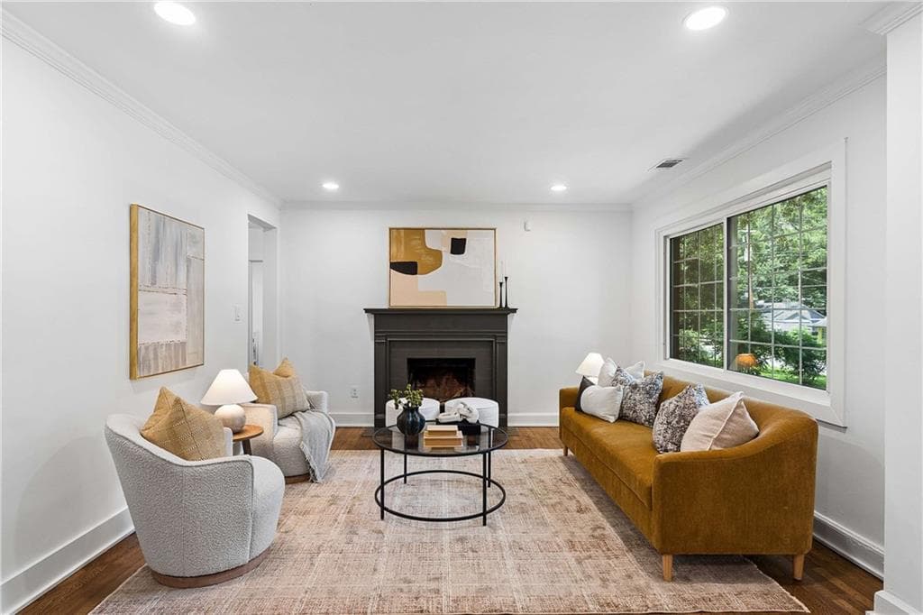 4 bedroom, 3 bathroom, 2,773 sq ft single family residence for sale at 401 Ashburton Avenue, Atlanta, GA 30317 — photo 8