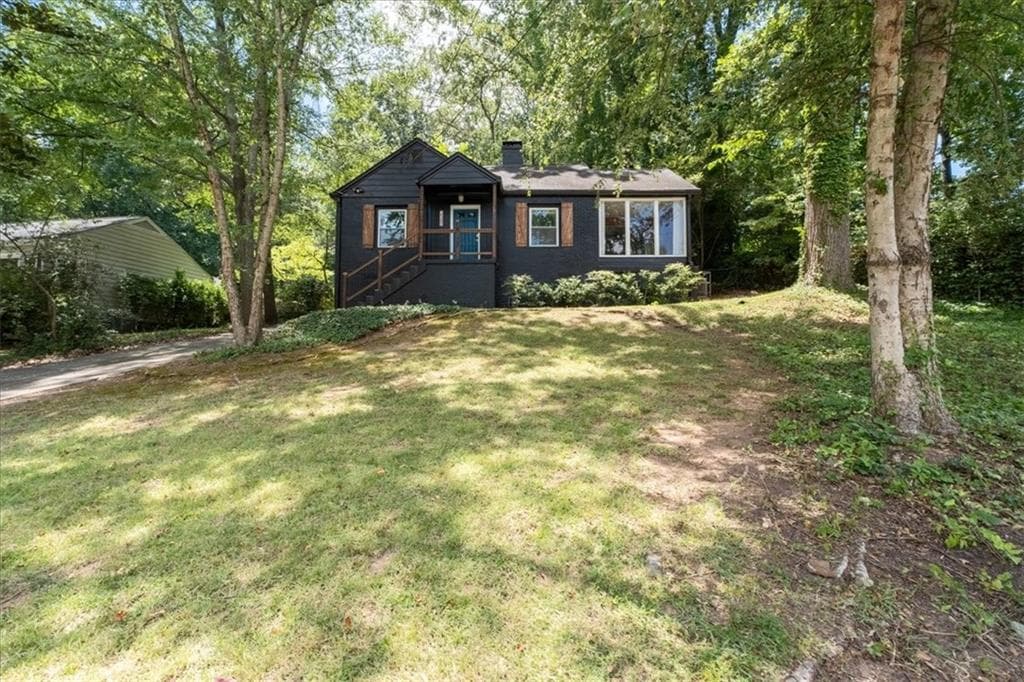 3 bedroom, 2 bathroom, 1,596 sq ft single family residence for sale at 2597 Elsinore Street, East Point, GA 30344 — photo 2