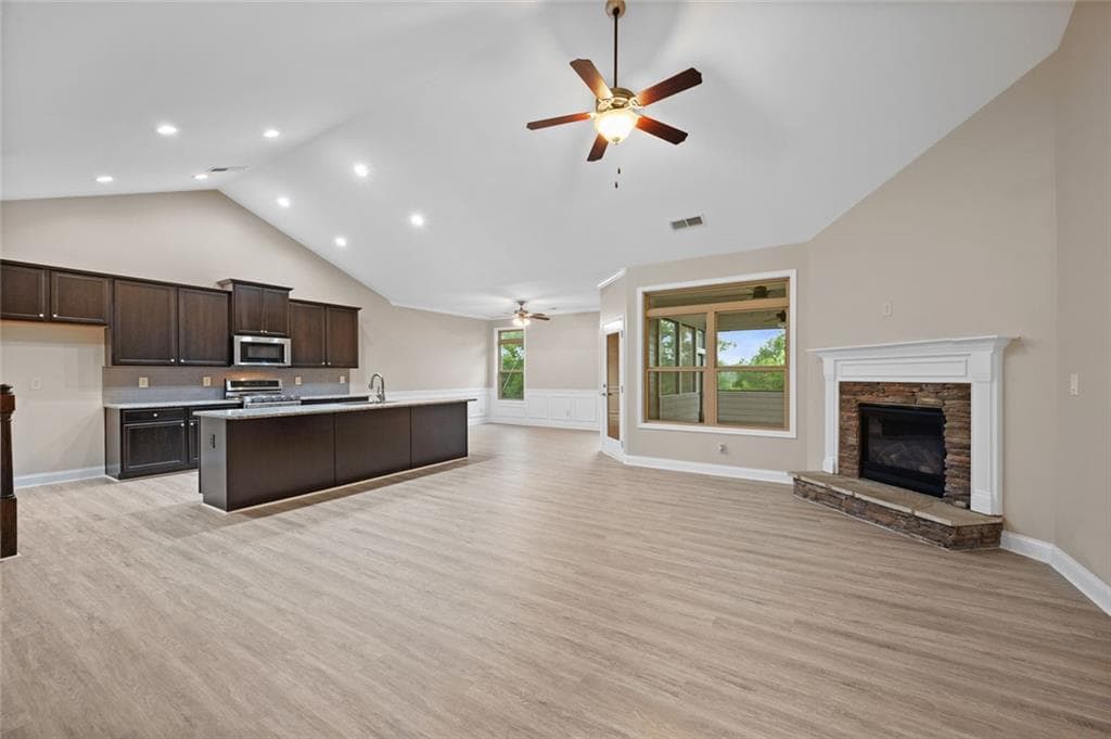 4 bedroom, 3 bathroom, 2,190 sq ft single family residence for sale at 144 Alder Landing, Dallas, GA 30132 — photo 5