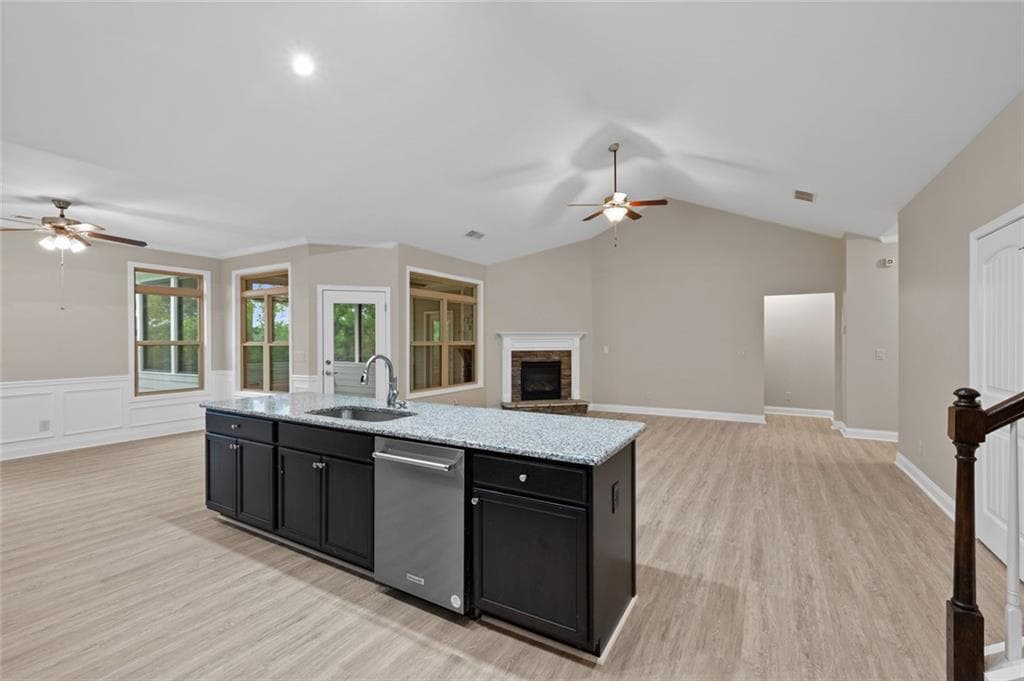 4 bedroom, 3 bathroom, 2,190 sq ft single family residence for sale at 144 Alder Landing, Dallas, GA 30132 — photo 7