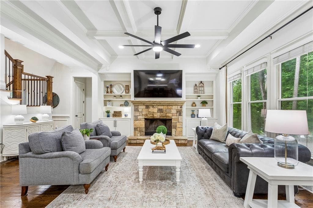 6 bedroom, 5 bathroom, 6,003 sq ft single family residence under contract at 4311 Oak Forest Way, Atlanta, GA 30319 — photo 9