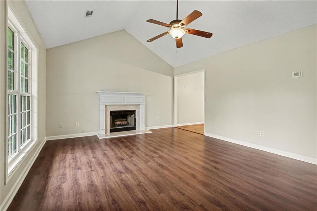 4 bedroom, 3 bathroom, 1,787 sq ft single family residence for sale at 1705 Bismarck Circle, Winder, GA 30680 — photo 4