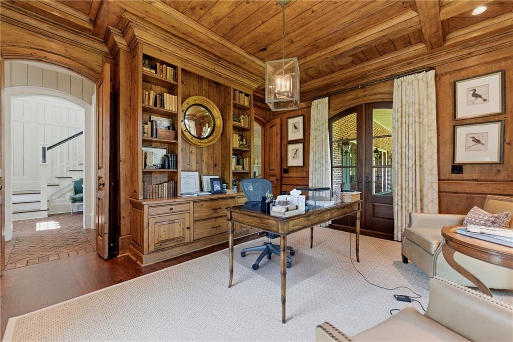 6 bedroom, 9 bathroom, 10,357 sq ft single family residence for sale at 3275 Laramie Drive, Atlanta, GA 30339 — photo 6