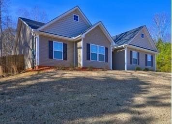 3 bedroom, 2 bathroom, 1,530 sq ft single family residence for rent at 3531 Silver Wood Walk, Gainesville, GA 30507 for $2,100 a month — photo 2