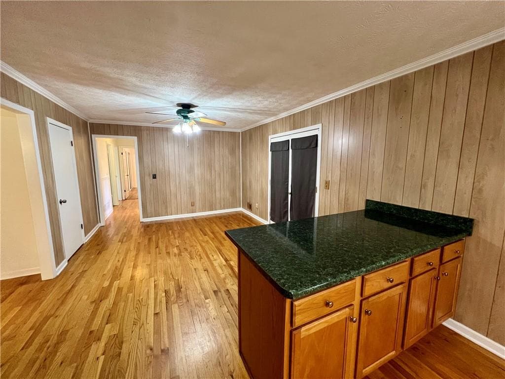 3 bedroom, 3 bathroom, 2,100 sq ft single family residence for rent at 6695 Courtney Drive, Winston, GA 30187 for $1,900 a month — photo 8