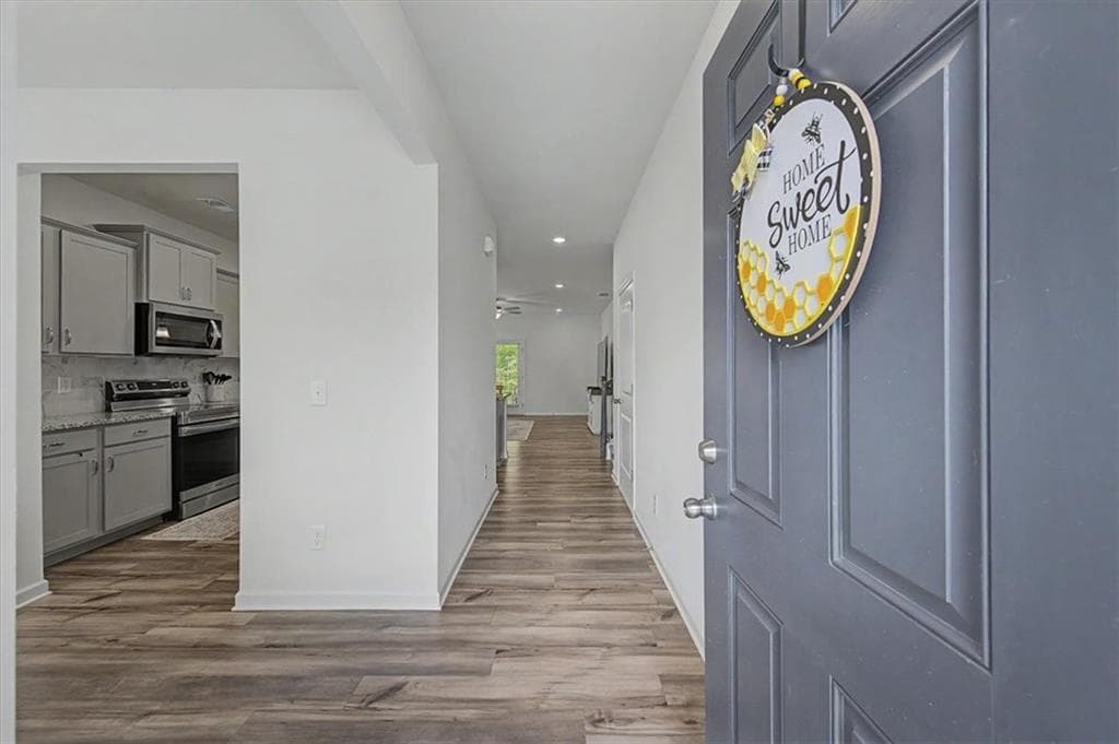 3 bedroom, 3 bathroom, 2,231 sq ft single family residence for sale at 103 Sycamore Lane, Calhoun, GA 30701 — photo 9