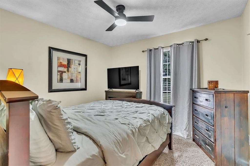 3 bedroom, 2 bathroom, 774 sq ft single family residence for sale at 5300 Forest Downs Lane, Atlanta, GA 30349 — photo 8