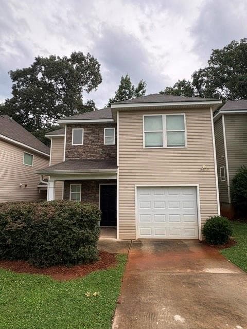 3 bedroom, 3 bathroom, 1,468 sq ft single family residence for rent at 661 Carlton Pointe Drive 9, Palmetto, GA 30268 for $1,695 a month