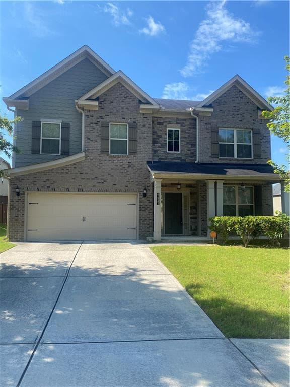 4 bedroom, 3 bathroom, 3,105 sq ft single family residence for rent at 7931 Nolan Trail, Snellville, GA 30039 for $2,700 a month — photo 1 of 15