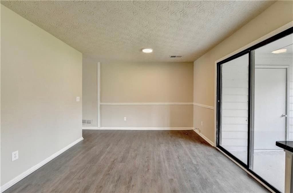 2 bedroom, 3 bathroom, 1,240 sq ft townhouse for sale at 3170 Duvall Place, Kennesaw, GA 30144 — photo 6