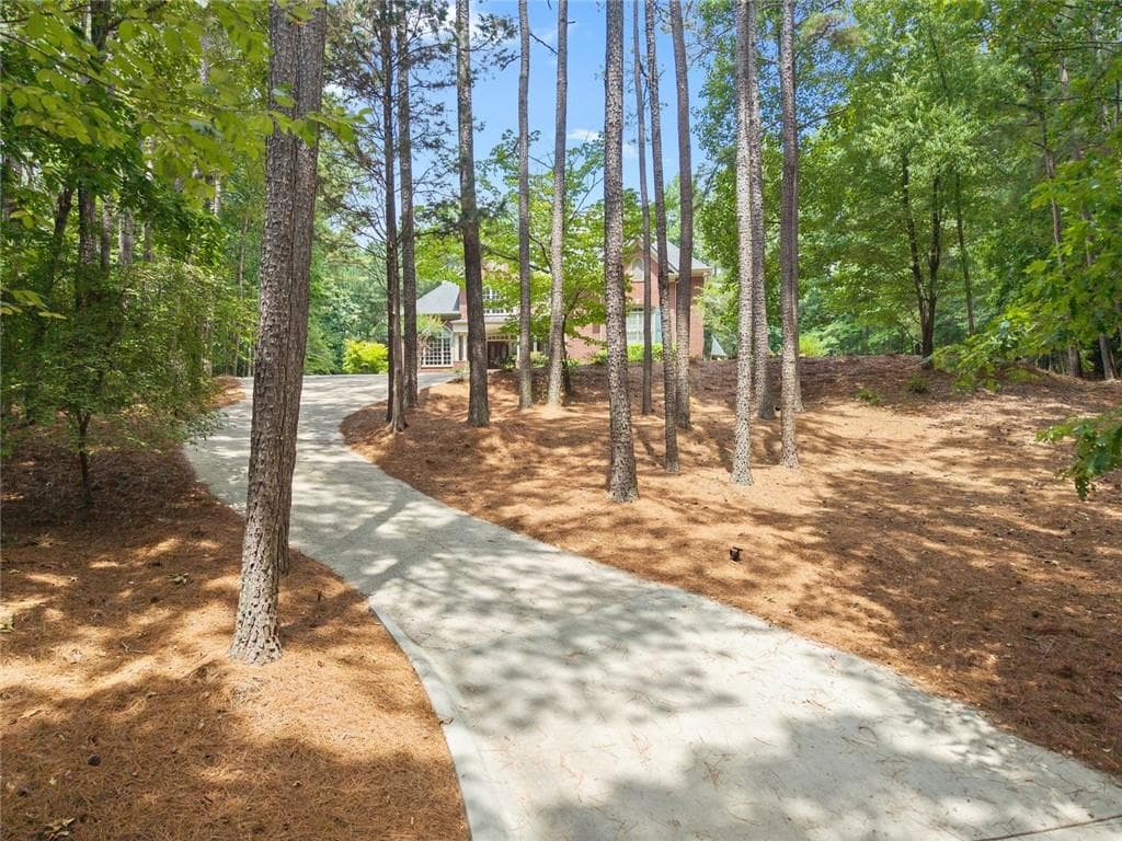 5 bedroom, 7 bathroom single family residence for sale at 110 Smith Forest Lane, Alpharetta, GA 30004 — photo 5