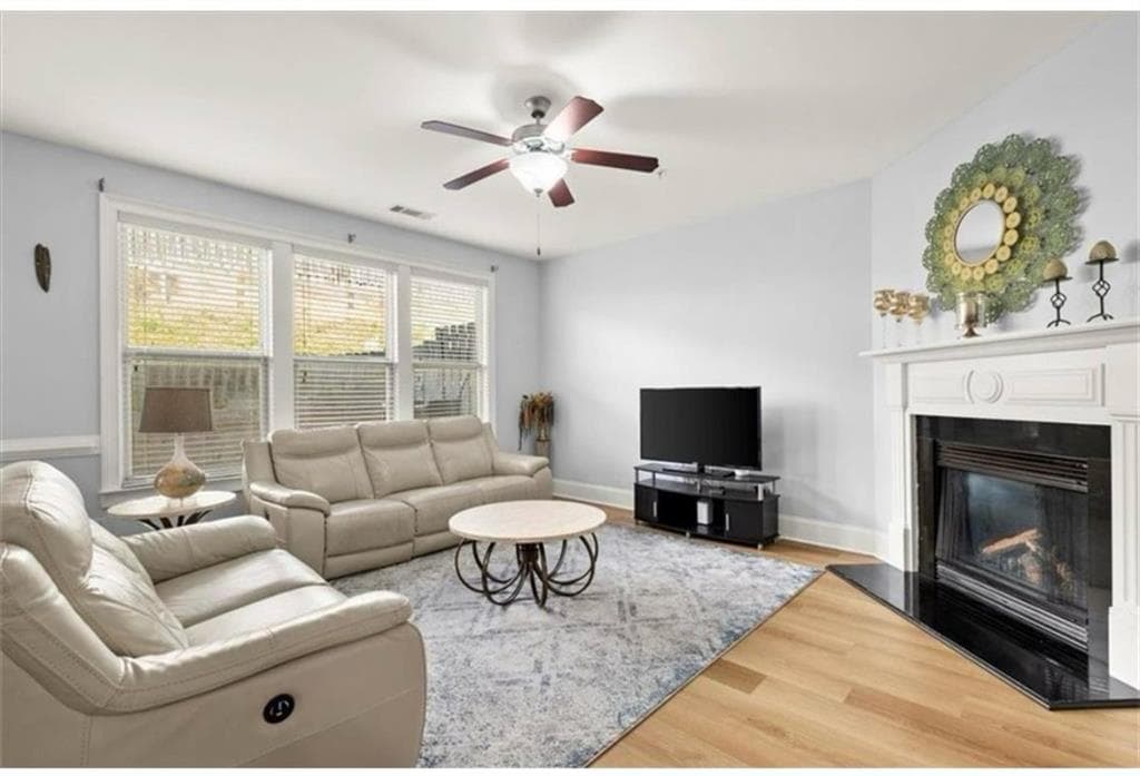 3 bedroom, 3 bathroom, 1,936 sq ft townhouse for rent at 2304 Oakton Place, Smyrna, GA 30082 for $2,750 a month — photo 4