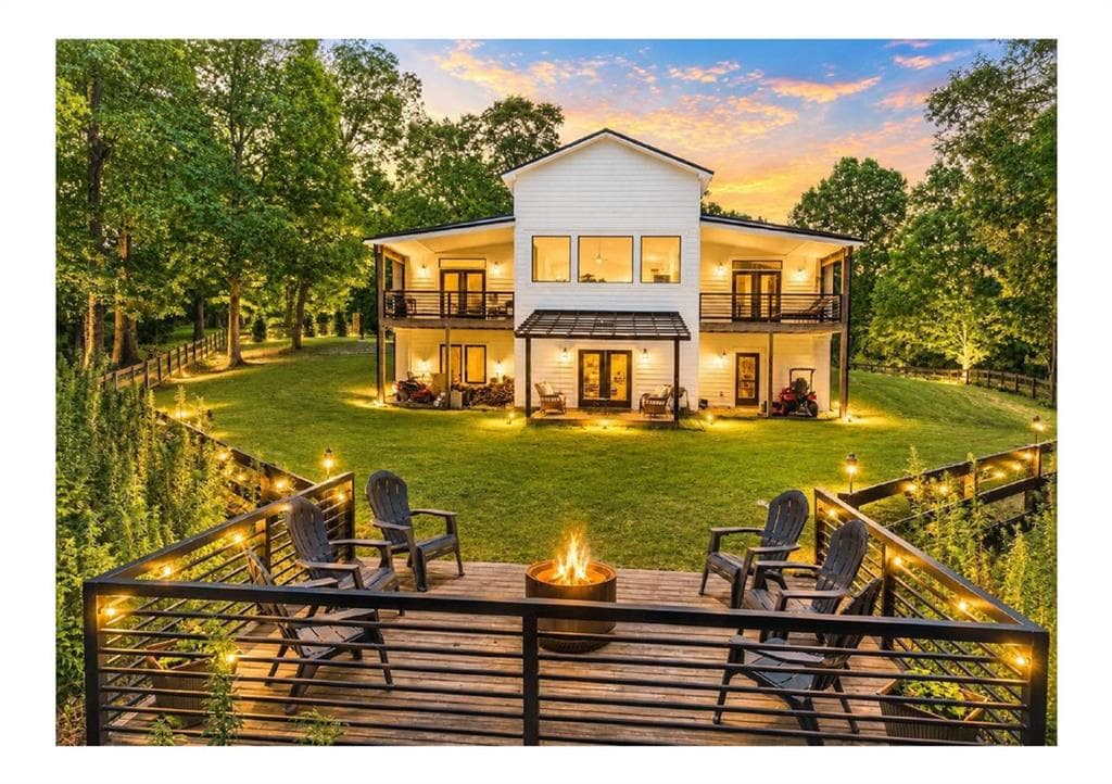 7 bedroom, 6 bathroom single family residence for sale at 2086 Burnt Mountain Road, Ellijay, GA 30536 — photo 4
