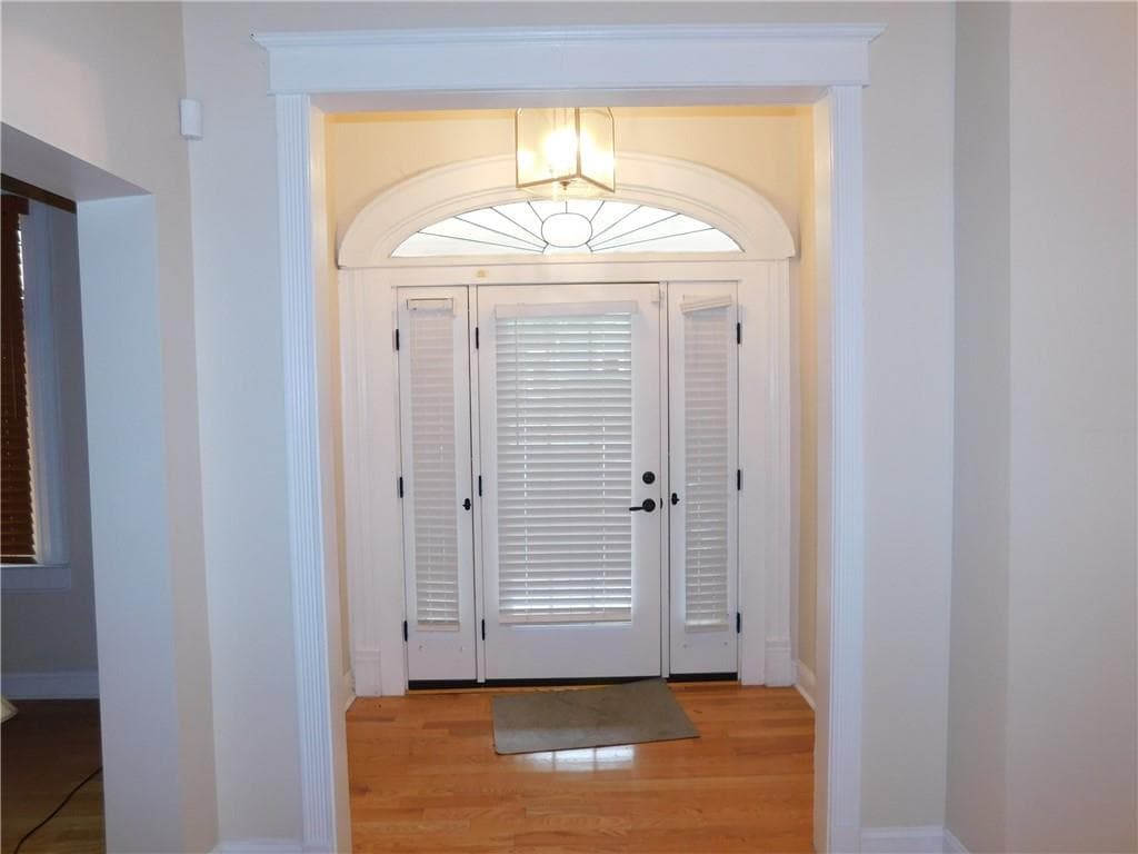 3 bedroom, 2 bathroom, 2,164 sq ft single family residence for rent at 675 Grady Place, Atlanta, GA 30310 for $2,600 a month — photo 4