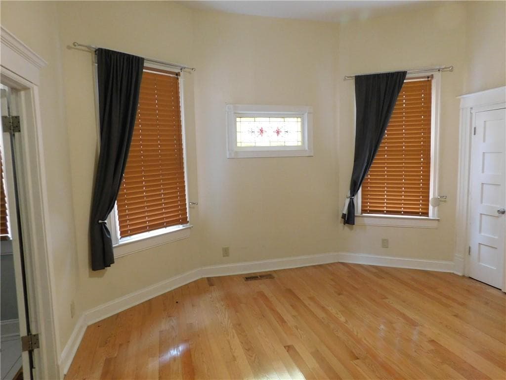 3 bedroom, 2 bathroom, 2,164 sq ft single family residence for rent at 675 Grady Place, Atlanta, GA 30310 for $2,600 a month — photo 8