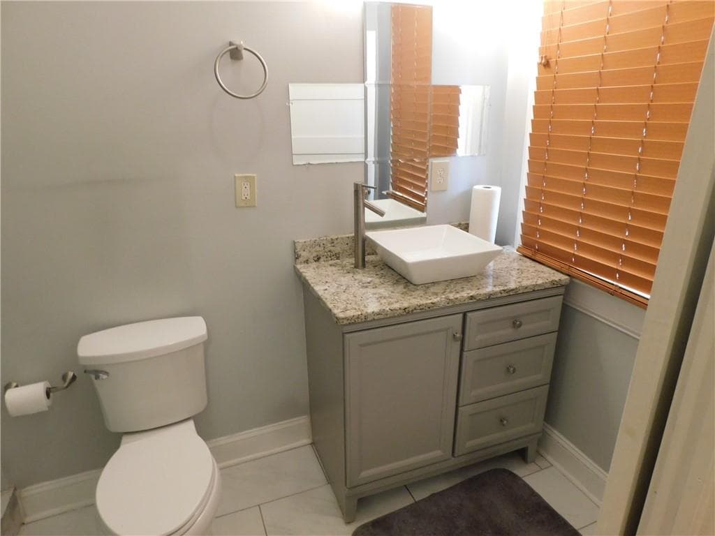 3 bedroom, 2 bathroom, 2,164 sq ft single family residence for rent at 675 Grady Place, Atlanta, GA 30310 for $2,600 a month — photo 9