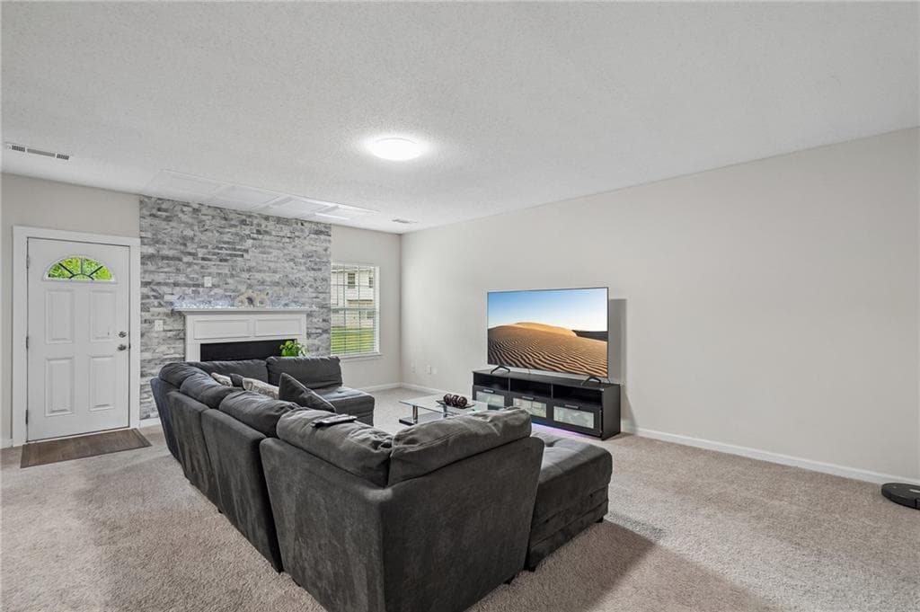 4 bedroom, 3 bathroom, 2,631 sq ft single family residence for sale at 6612 Pamplona Place, Atlanta, GA 30349 — photo 6