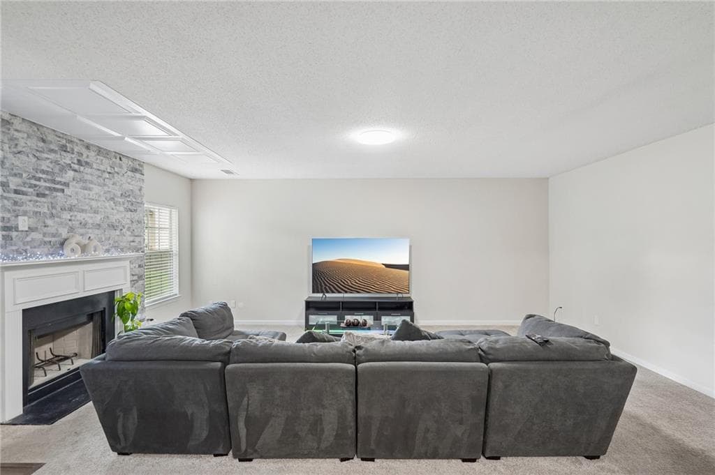 4 bedroom, 3 bathroom, 2,631 sq ft single family residence for sale at 6612 Pamplona Place, Atlanta, GA 30349 — photo 5