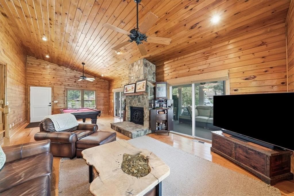 3 bedroom, 3 bathroom, 2,257 sq ft single family residence for rent at 6340 Reives Road, Cumming, GA 30041 for $4,500 a month — photo 2