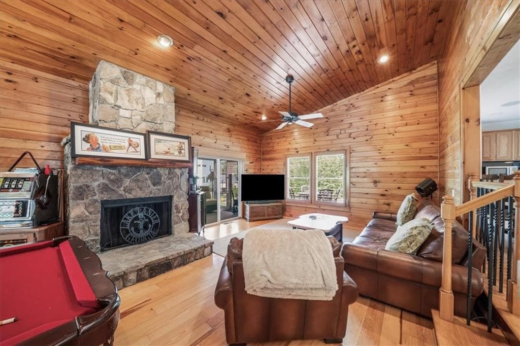 3 bedroom, 3 bathroom, 2,257 sq ft single family residence for rent at 6340 Reives Road, Cumming, GA 30041 for $4,500 a month — photo 5