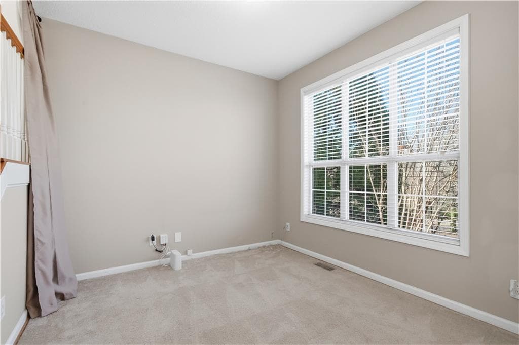4 bedroom, 3 bathroom, 2,151 sq ft single family residence for sale at 35 Planters Drive, Cartersville, GA 30120 — photo 9