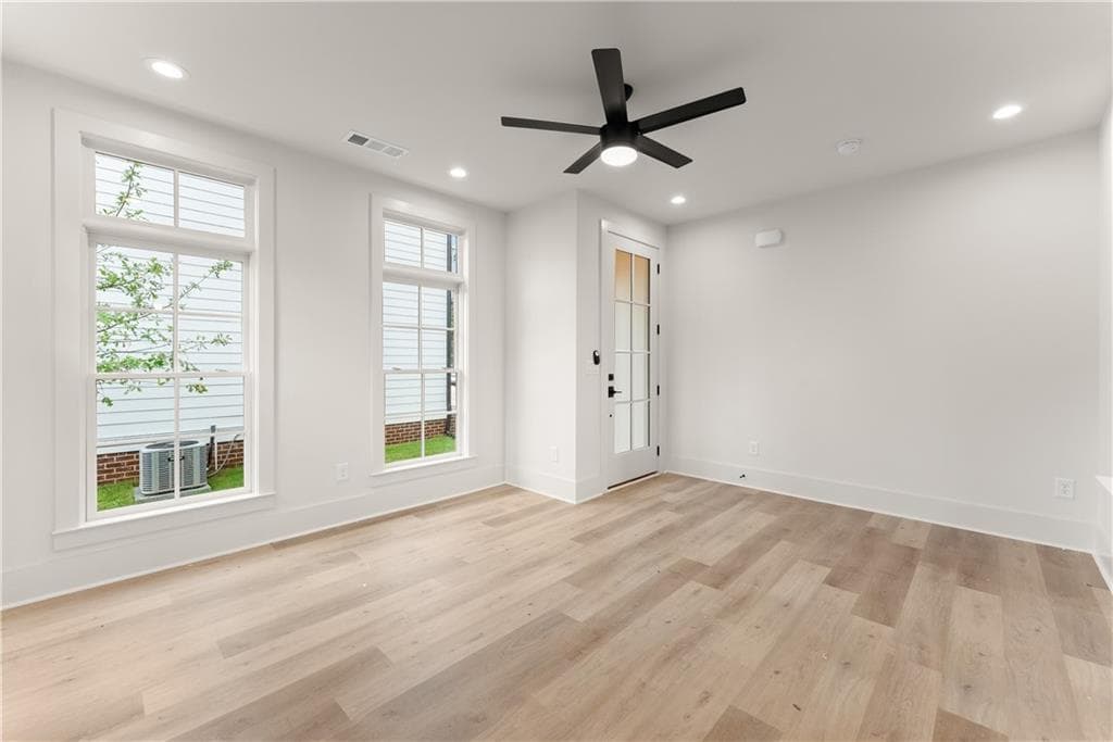 2 bedroom, 3 bathroom, 1,150 sq ft condominium for sale at 774 Trail View Court, Gainesville, GA 30501 — photo 5