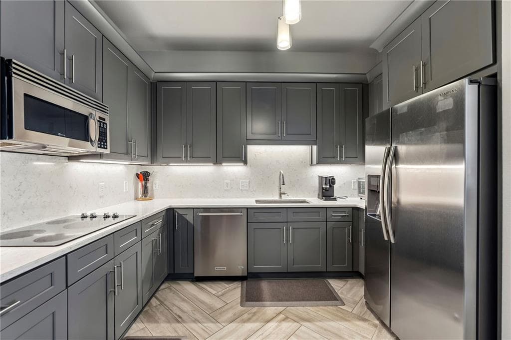 2 bedroom, 2 bathroom, 1,764 sq ft condominium for sale at 3445 Stratford Road 3105, Atlanta, GA 30326 — photo 10