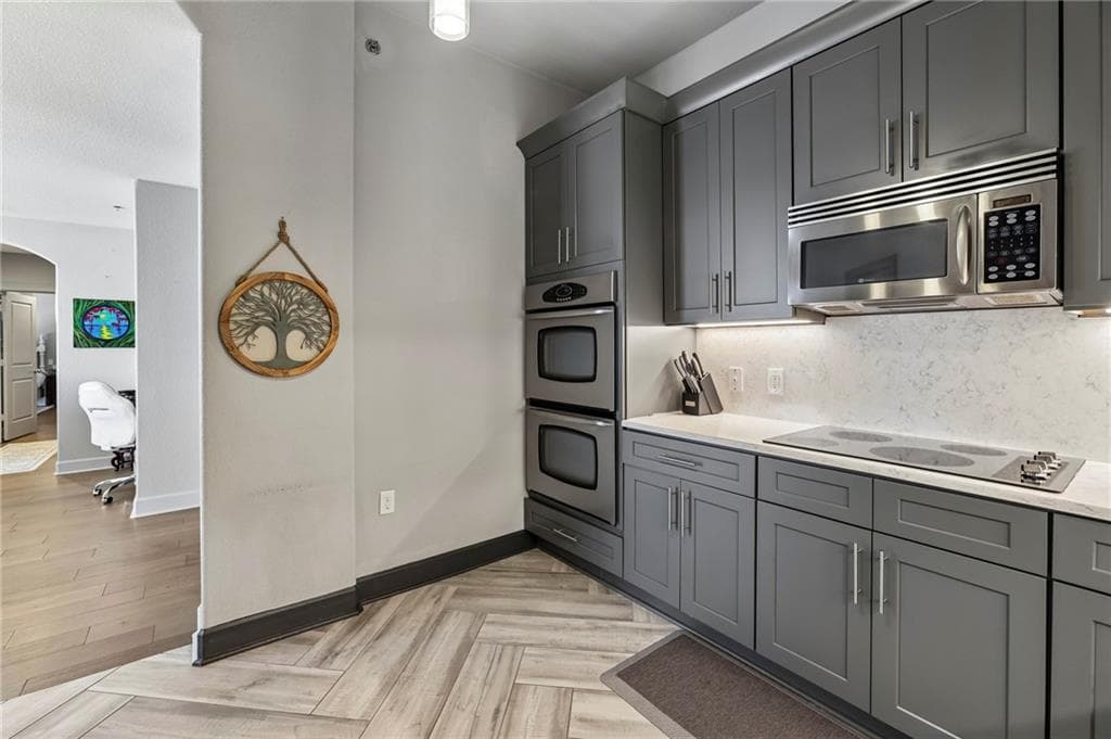 2 bedroom, 2 bathroom, 1,764 sq ft condominium for sale at 3445 Stratford Road 3105, Atlanta, GA 30326 — photo 9