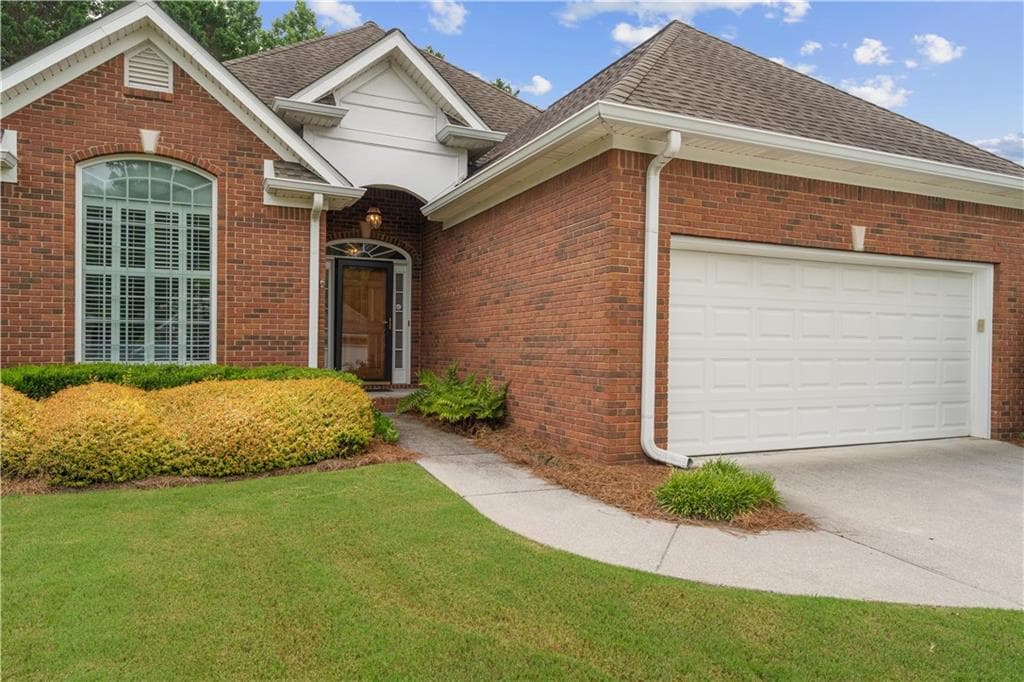3 bedroom, 2 bathroom, 1,692 sq ft single family residence for sale at 112 Bristol Place, Calhoun, GA 30701 — photo 6