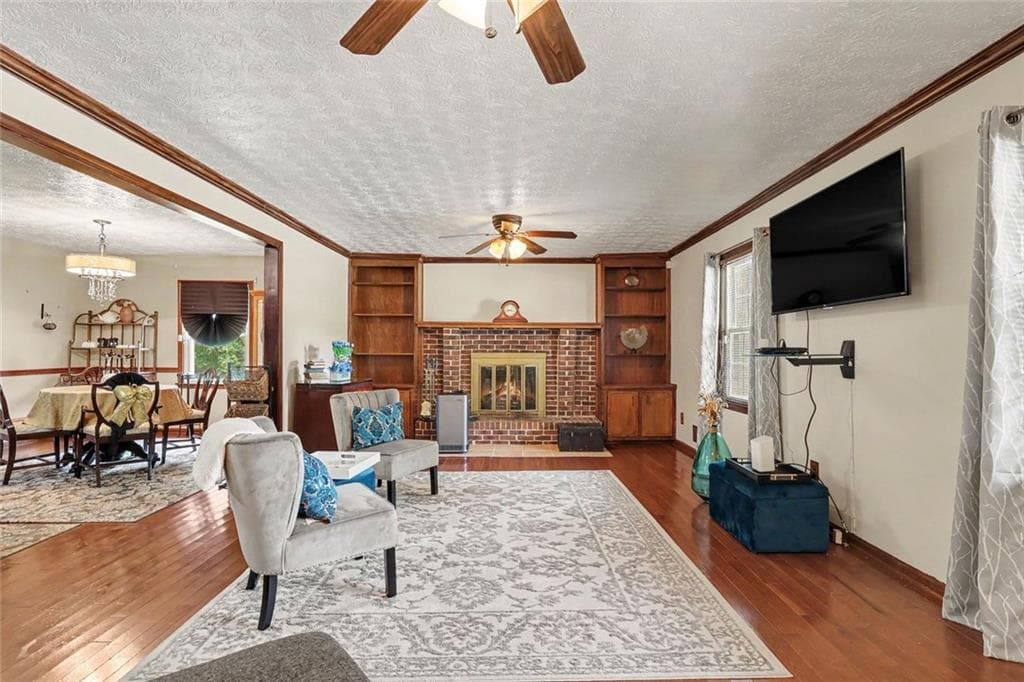 3 bedroom, 3 bathroom, 2,095 sq ft single family residence for sale at 5385 Rockmoor Drive, Stone Mountain, GA 30088 — photo 9