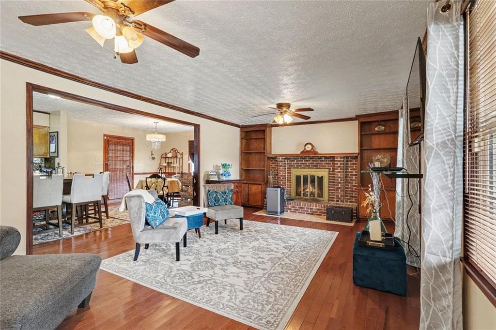 3 bedroom, 3 bathroom, 2,095 sq ft single family residence for sale at 5385 Rockmoor Drive, Stone Mountain, GA 30088 — photo 10