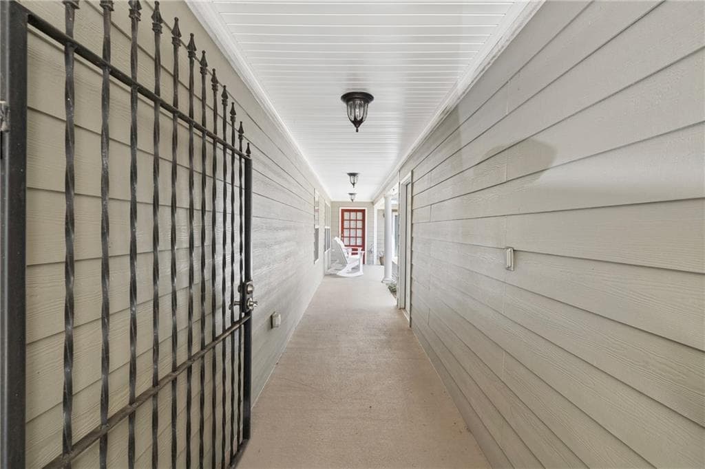 3 bedroom, 3 bathroom, 1,973 sq ft single family residence for sale at 162 Cottage Club Drive, Locust Grove, GA 30248 — photo 4