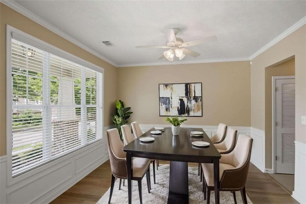 4 bedroom, 3 bathroom, 2,194 sq ft single family residence for sale at 6799 Island Pointe Drive, Buford, GA 30518 — photo 5