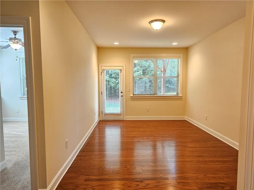4 bedroom, 4 bathroom, 2,740 sq ft townhouse for rent at 249 Bridlington Street, Sugar Hill, GA 30518 for $2,850 a month — photo 2