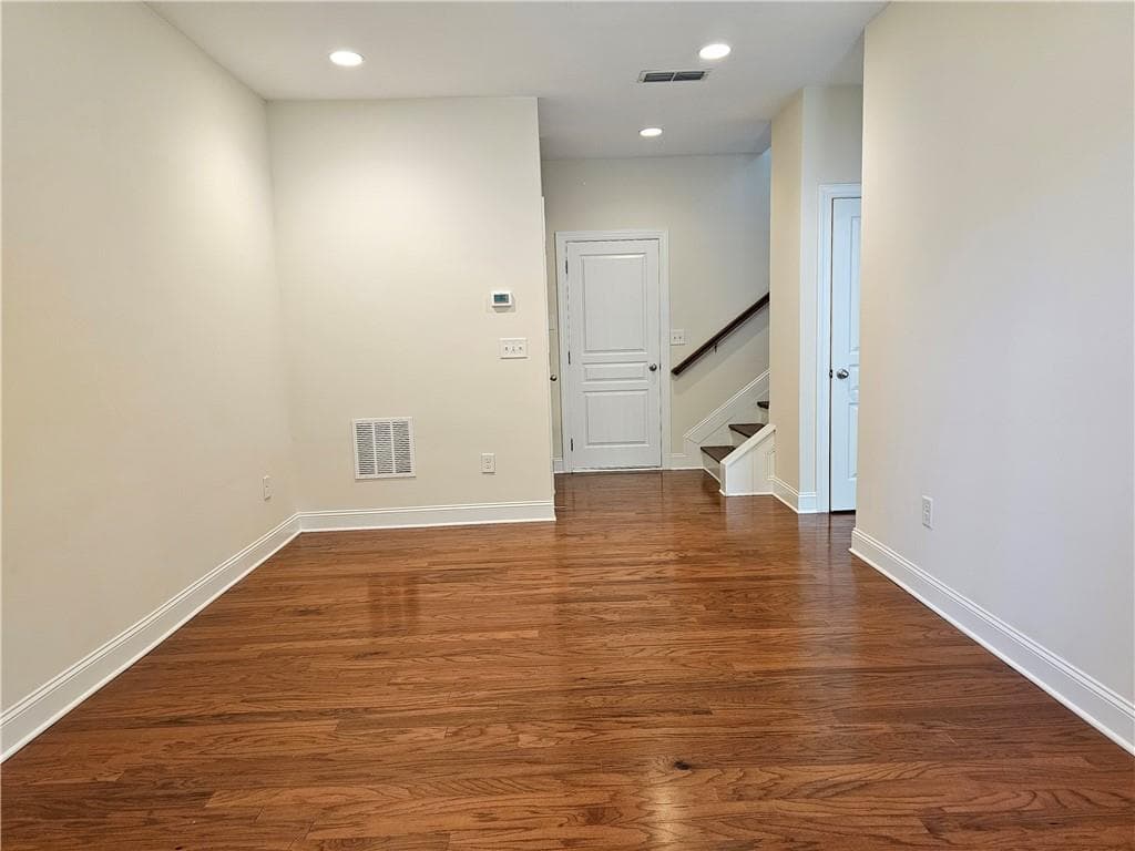 4 bedroom, 4 bathroom, 2,740 sq ft townhouse for rent at 249 Bridlington Street, Sugar Hill, GA 30518 for $2,850 a month — photo 3