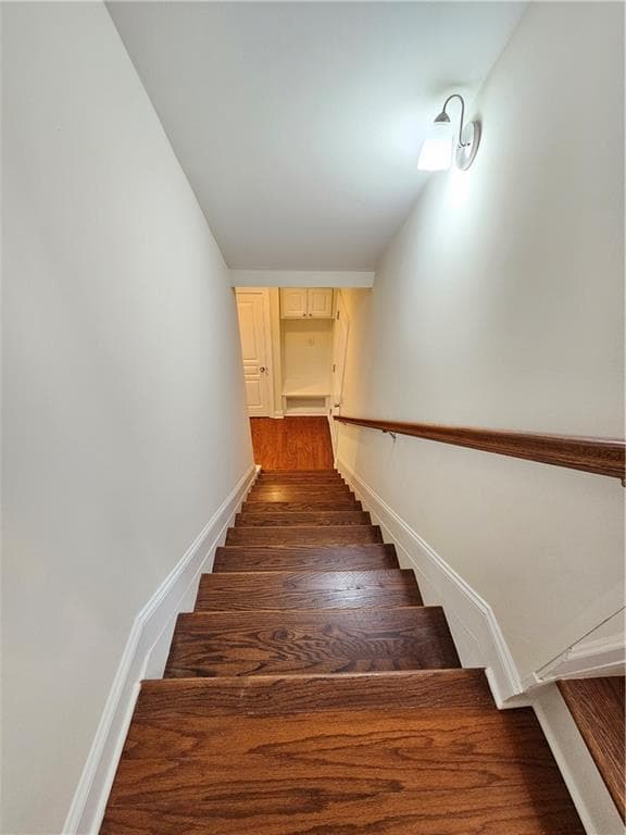 4 bedroom, 4 bathroom, 2,740 sq ft townhouse for rent at 249 Bridlington Street, Sugar Hill, GA 30518 for $2,850 a month — photo 9