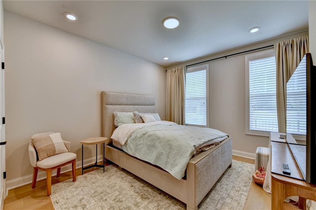 3 bedroom, 4 bathroom, 2,706 sq ft townhouse for sale at 175 Wards Crossing Way, Alpharetta, GA 30022 — photo 7