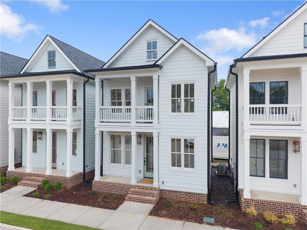 2 bedroom, 2 bathroom, 880 sq ft condominium for sale at 754 Trail View Court, Gainesville, GA 30501 — photo 3